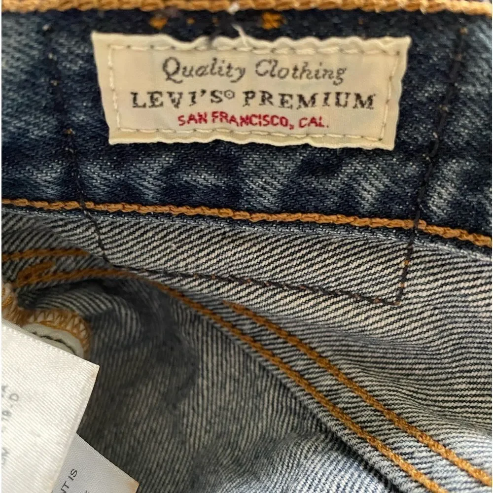 Levi's Premium Denim 501 High Rise Shorts Size 26 Raw Hem Medium Wash Button Fly - Picture 5 of 6